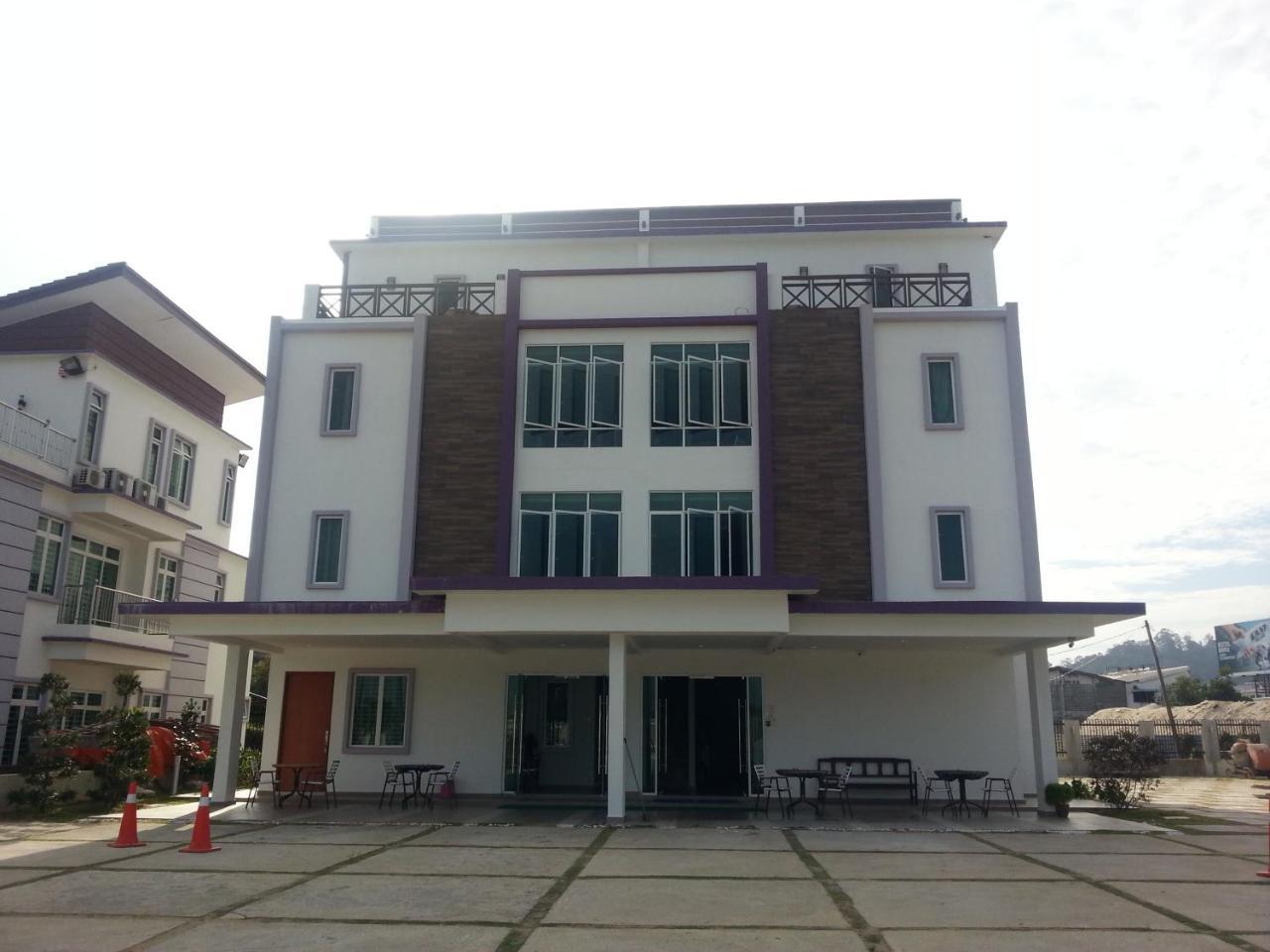 Kompovilla Kuantan Exterior photo